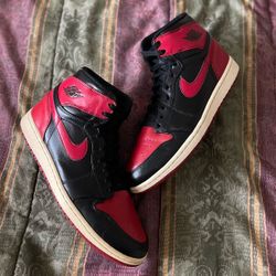 2009 Jordan 1 Retro High  “Bred” Size 11