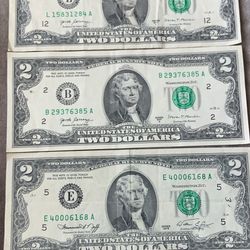 2 Dollar Bills