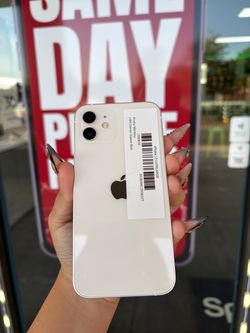 $85 to finance - Unlocked iPhone 12 (64Gb)