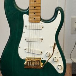 Vintage 1983 Fender USA Gold Elite Emerald Green Stratocaster Near Mint 