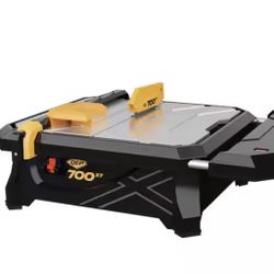 QEP 700XT 3/4 HP Wet Tile Saw with 7 in. Blade and Table Extension