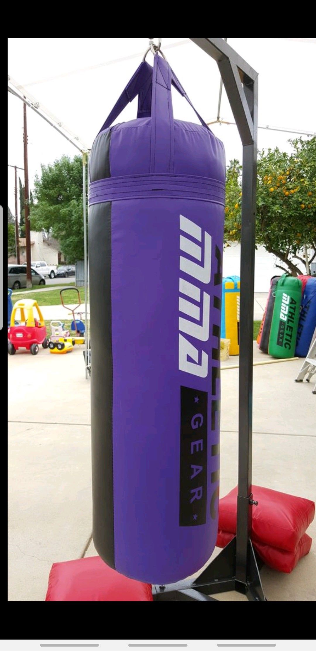 80 pound punching heavy bag p/b