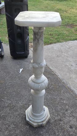 Antique Italian Calcutta Marble Carved Column Pedestal Display Plant Stand