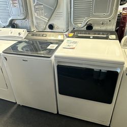 Like-New Whirlpool Washer And Kenmore Electric Dryer