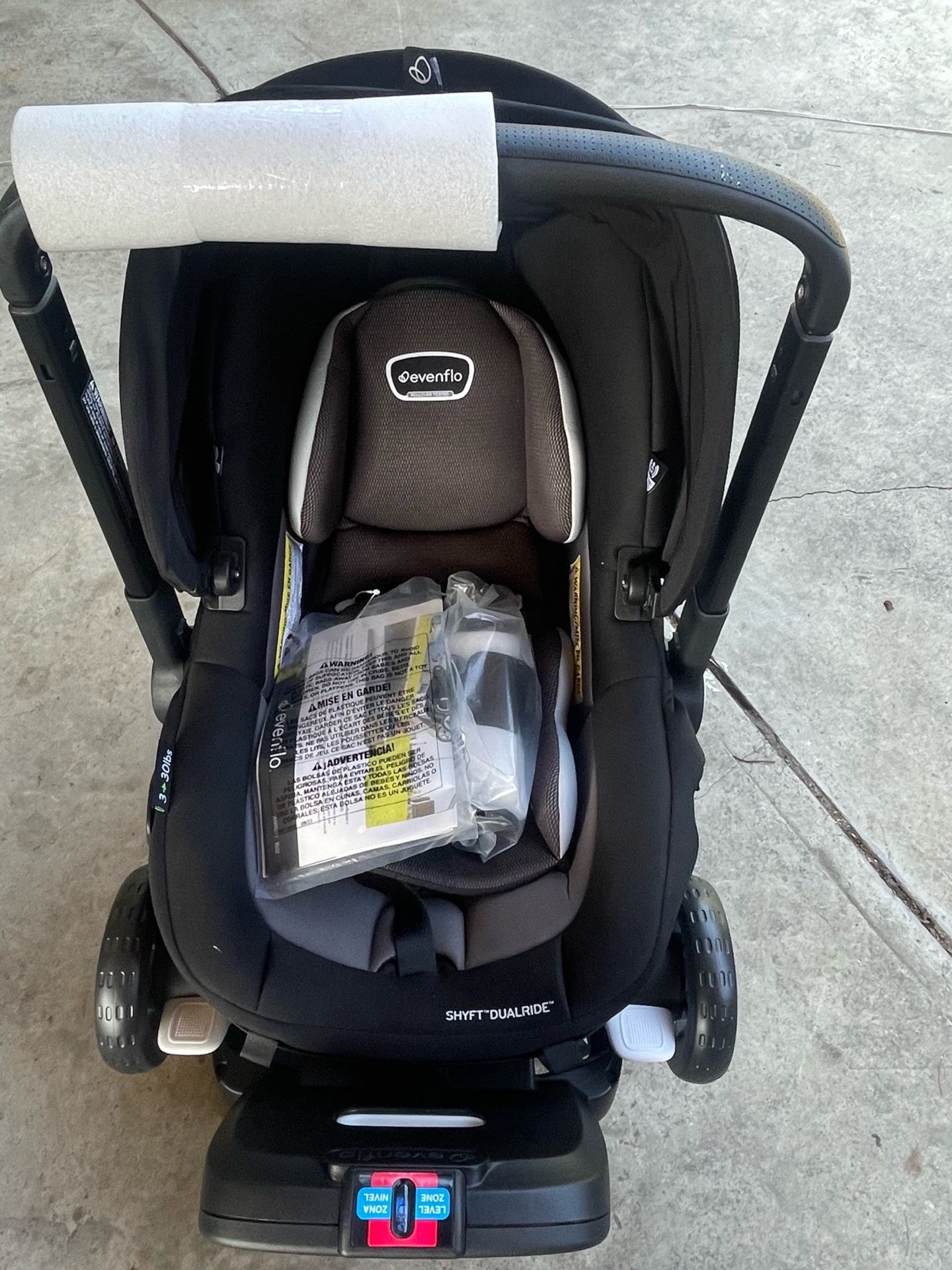 Evenflo shyft dual ride