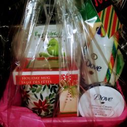 Dove Christmas Baskets ..Rolling Trays And More!!!