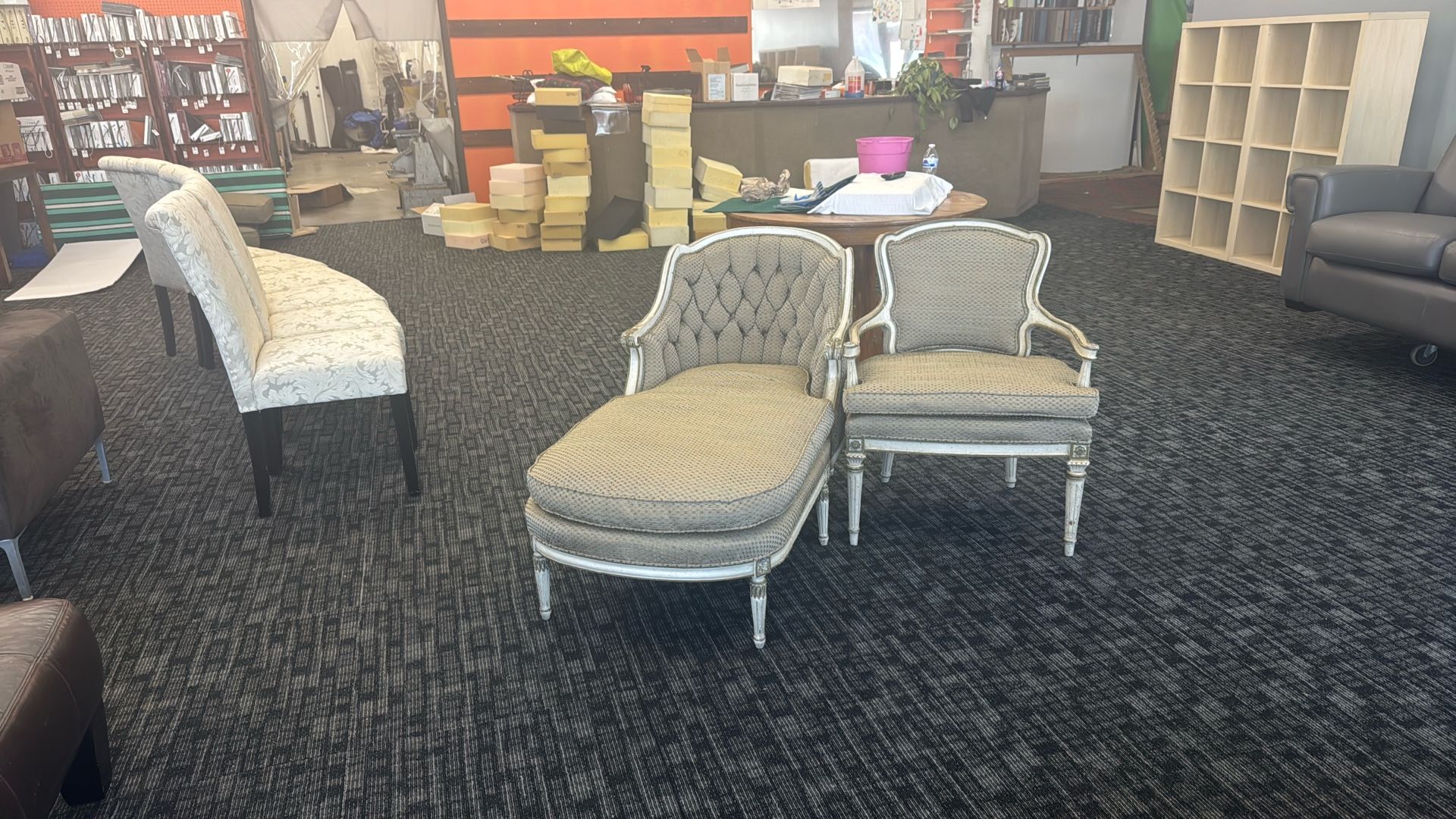 Chair & Lounge