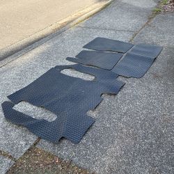 Model X 6 Seater Floor Mats