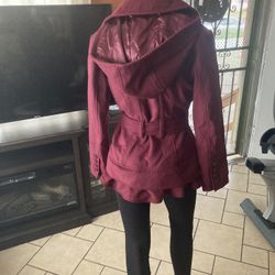 CELEBRITY PINK COAT WOMEN SIZE XS LIKE NEW