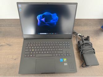 HP Omen 16 Gaming Laptop (RTX 4050, i7-13620H, 16 GB DDR5/5200 RAM, 1 TB NVME SSD)