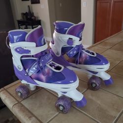 Rollerskates Girls Size 4-7 Wheels Lights-up 
