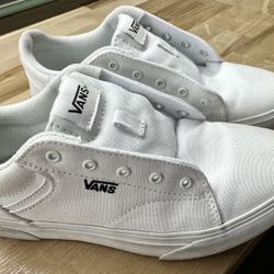 White Vans Shoes Size 4