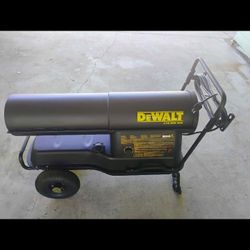 DeWalt 210,000 BTU Torpedo Heater 