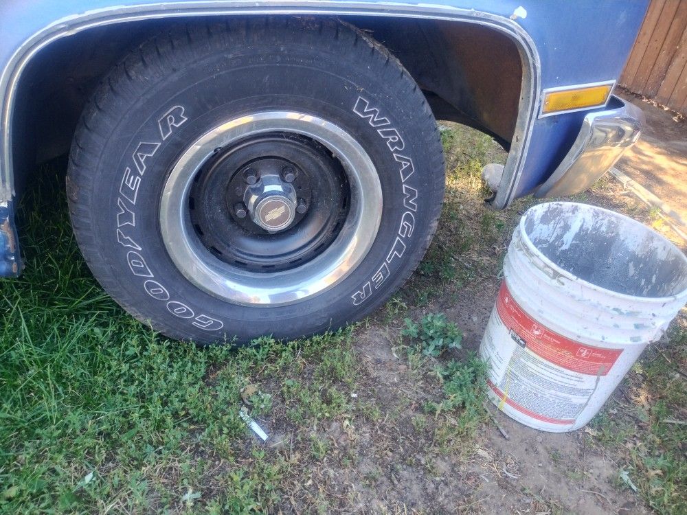 Monte Carlos Or Chevy Oldsmobile