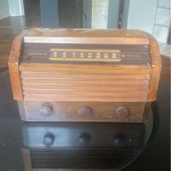 1950 RCA Victor Radio