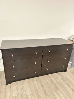 Brown Dresser (6 Drawers)