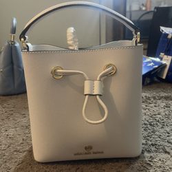 Michael Kors Bucket Bag