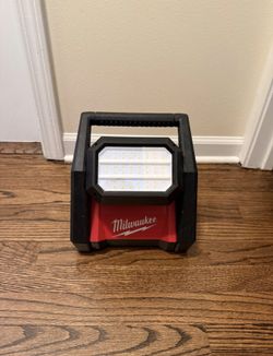 M18 GEN-2 18-Volt Lithium-Ion Cordless 4000 Lumens ROVER LED AC/DC Flood Light (Tool-Only)