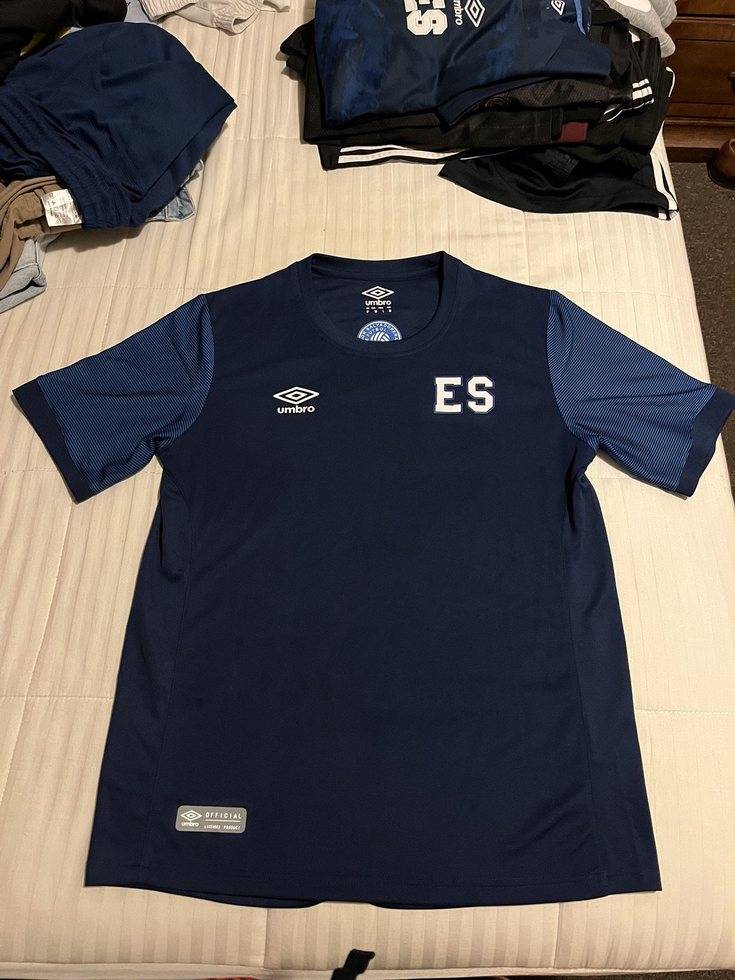 Mens El Salvador Training Jersey Size M
