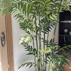 Plastic tree