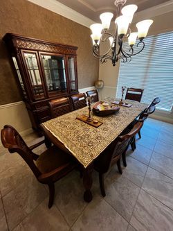 DINNING ROOM SET