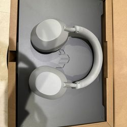 ASUS TUF Gaming A17 (2023) Gaming Laptop, 17.3 FHD 144Hz Display, GeForce RTX 4050, AMD Ryzen 7 7735HS, 16GB DDR5, 1TB PCIe 4.0 SSD, Wi-Fi 6, Windows 