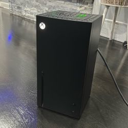 Xbox Mini Fridge 