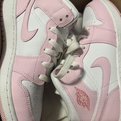 Air Jordan Mid  5y Used Like New 