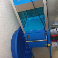 Snow Cone Machine brand new 