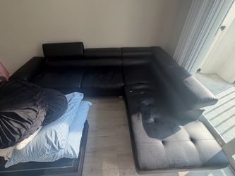 Black Leather Sectional Sofa