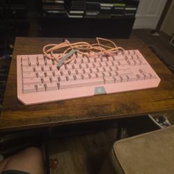 RAZER blackwidow te chroma v2