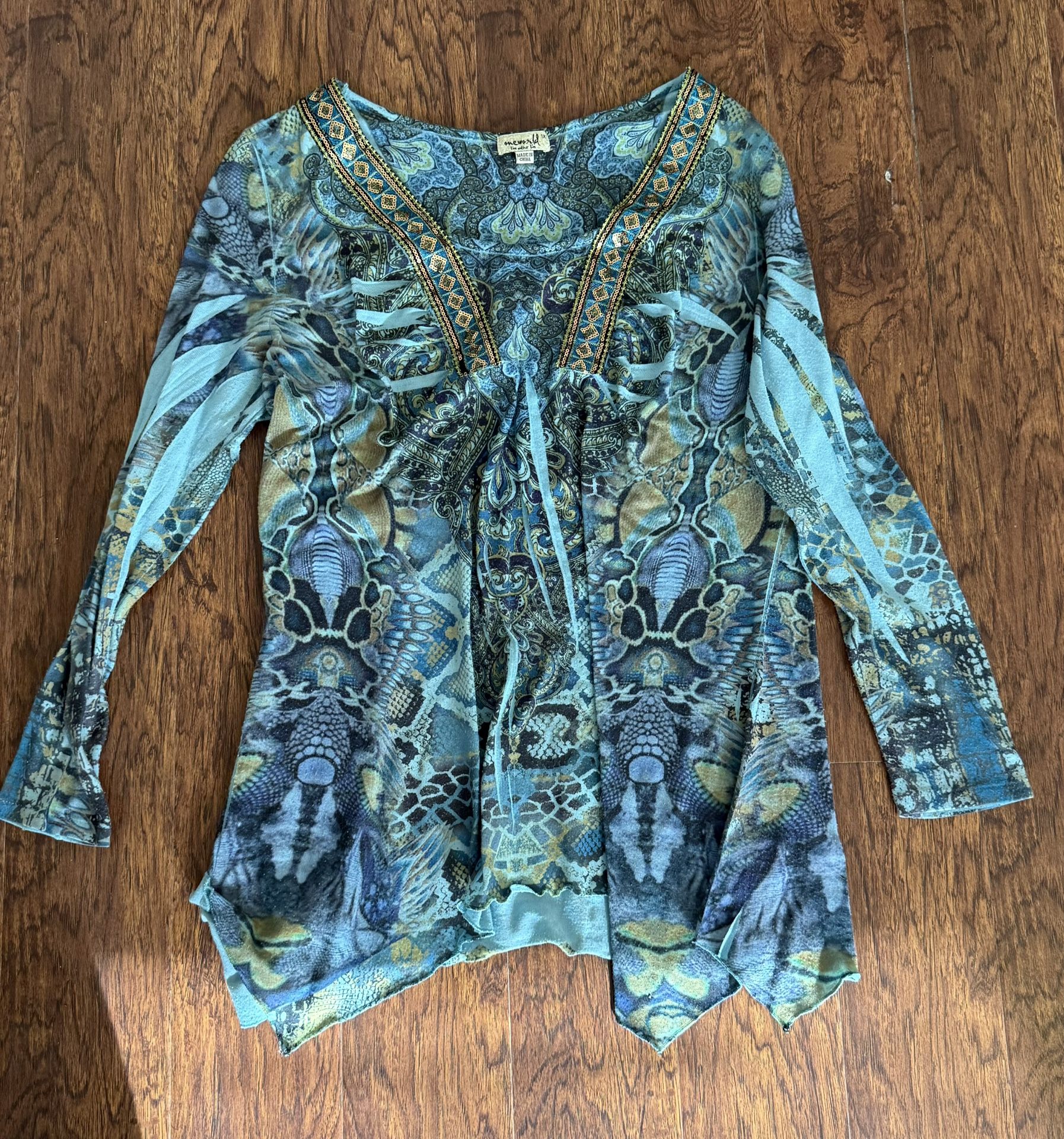 Emerald Women’s Asymmetrical Top