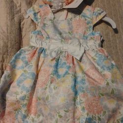 Vestido Nuevo para Niña de 12 a 18 meses estampado flores con accesorios