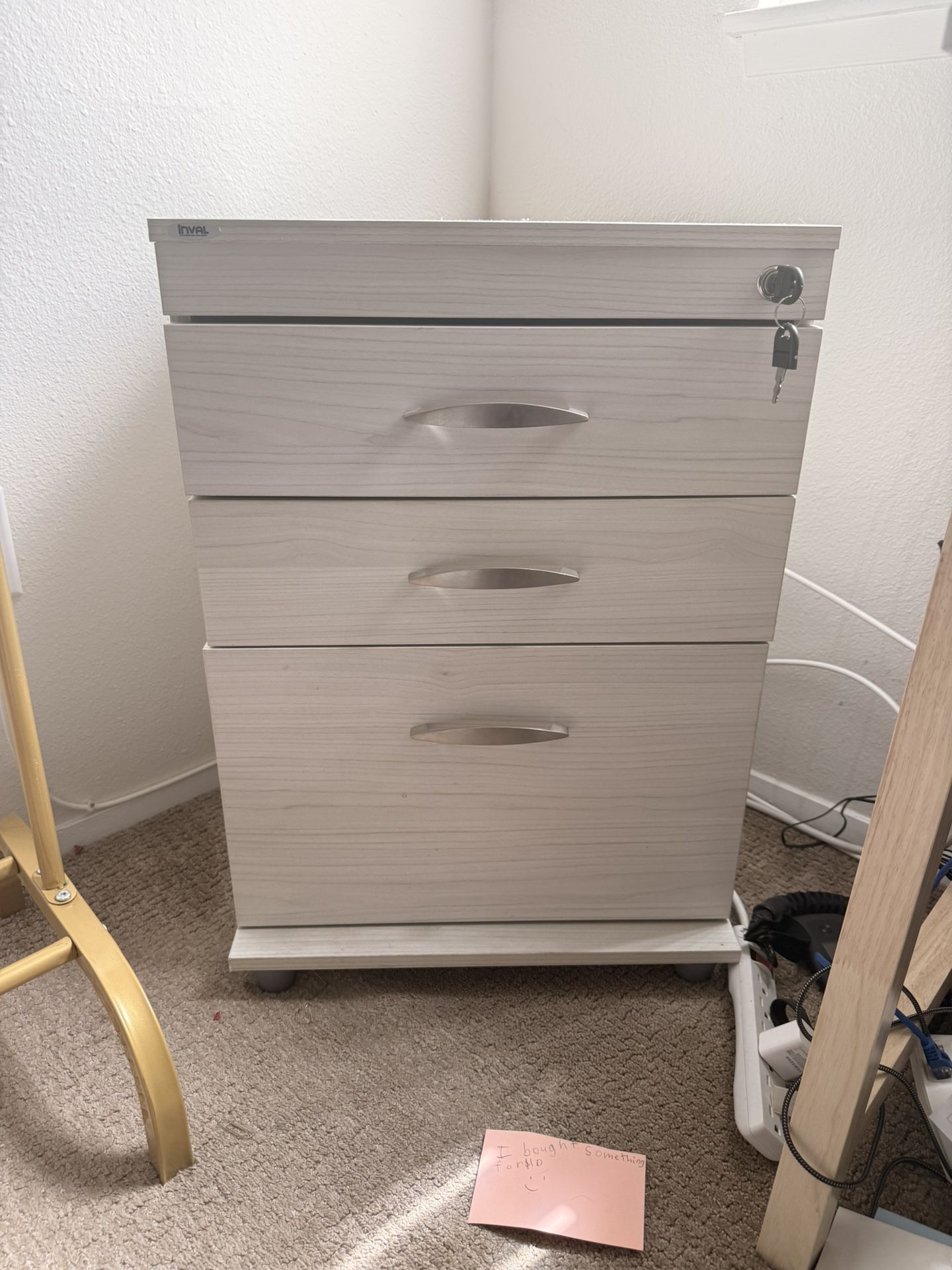 White 3 Drawer Locked File Cabinet