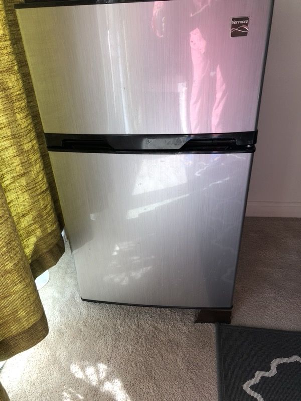 Kenmore compact refrigerator