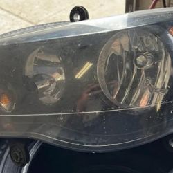 2011 Dodge Caravan Headlight Housing