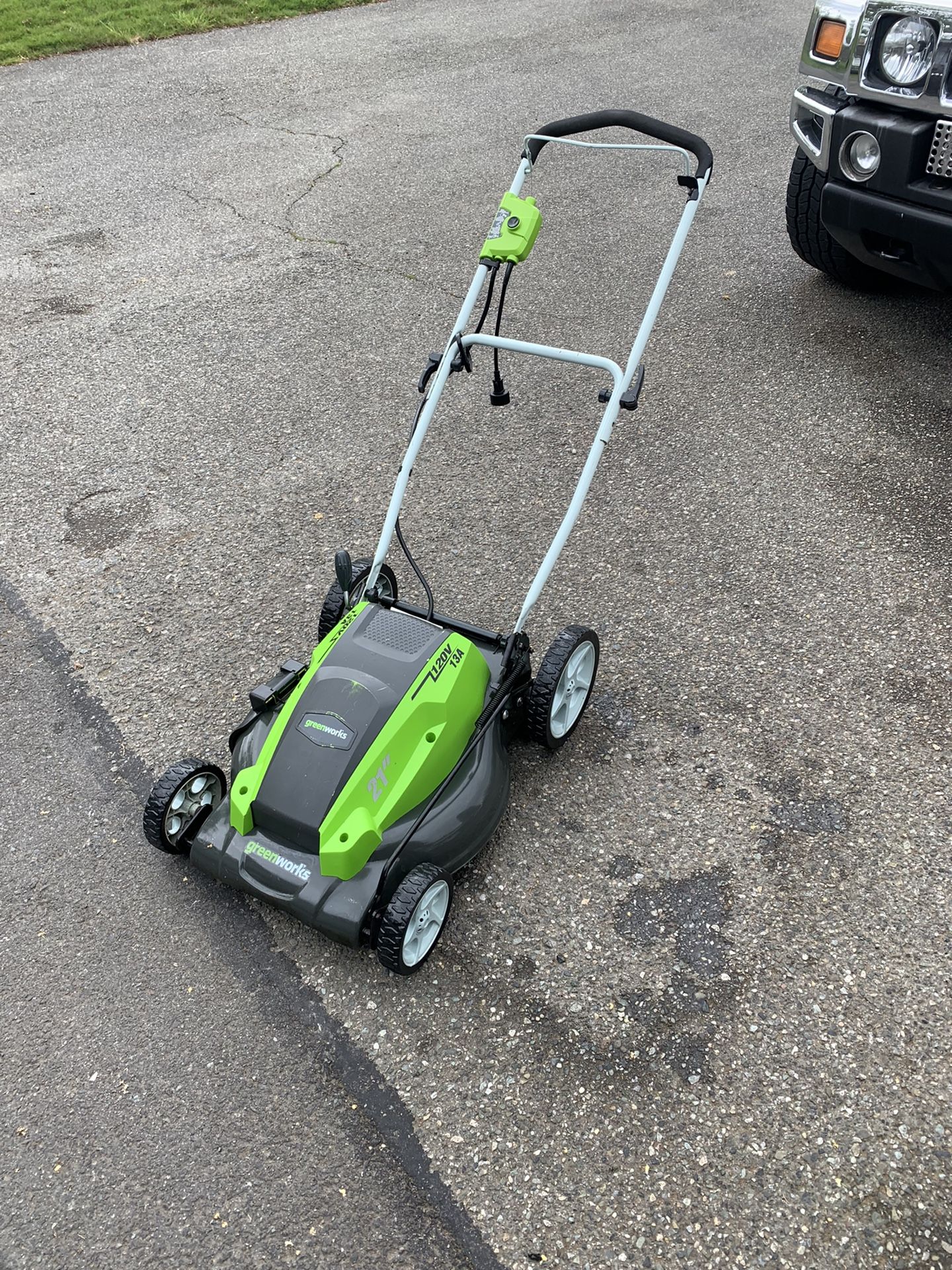 GreenWorks 120v 13A Electric Lawnmower Works Great!