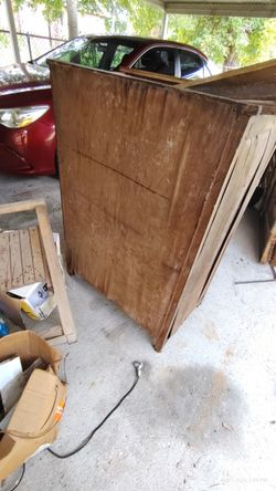 VINTAGE DRESSER
