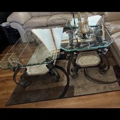 Coffee & End tables - 3 Pieces