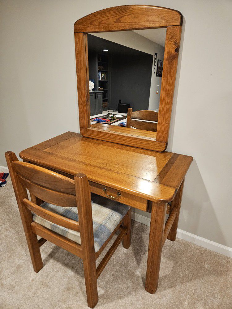 Solid Wooden Desk / Mirror / Chair Set
