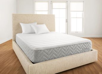NEW! ROOM & BOARD Full Essentials Soft Foam & Coil Hybrid Mattress