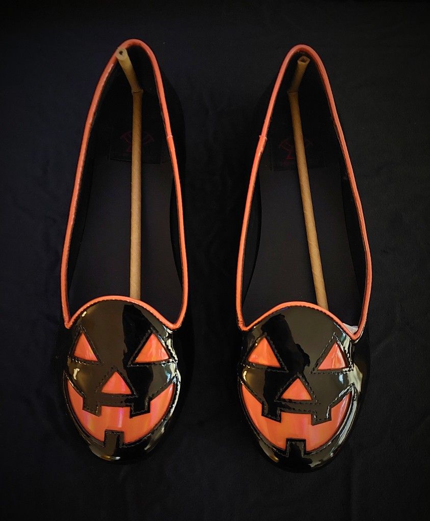 Strange Cult Jack-O-Lantern Flats
