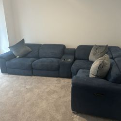 Sectional Sofa w/usb