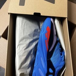 Yeezy 700 Hi-Res Blue