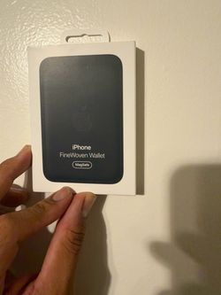 Apple MagSafe Wallet