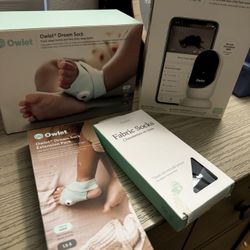 Owlet Camera And  Owlet Socks