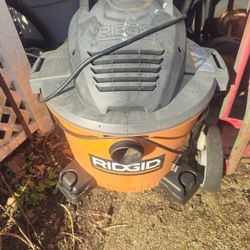 The price is firm.. 6 gallon shop vac