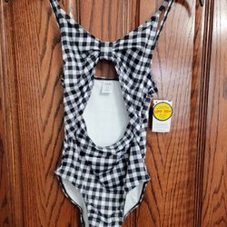 Size 12 Harper Canion Girls Swimsuit