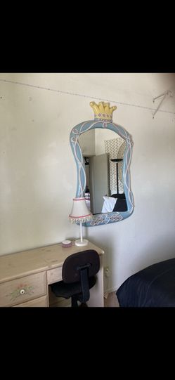 Wall Mirror - Royalty - Princess