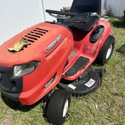 Riding lawnmower Troy - Bolt
